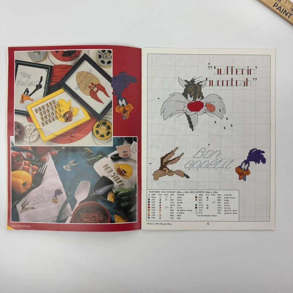 Vintage‎ 1995 Leisure Arts Looney Tunes Cross Stitch Book Leaflet 2723 Patterns